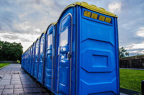 Portable Toilet Options We Offer in Ponder, TX